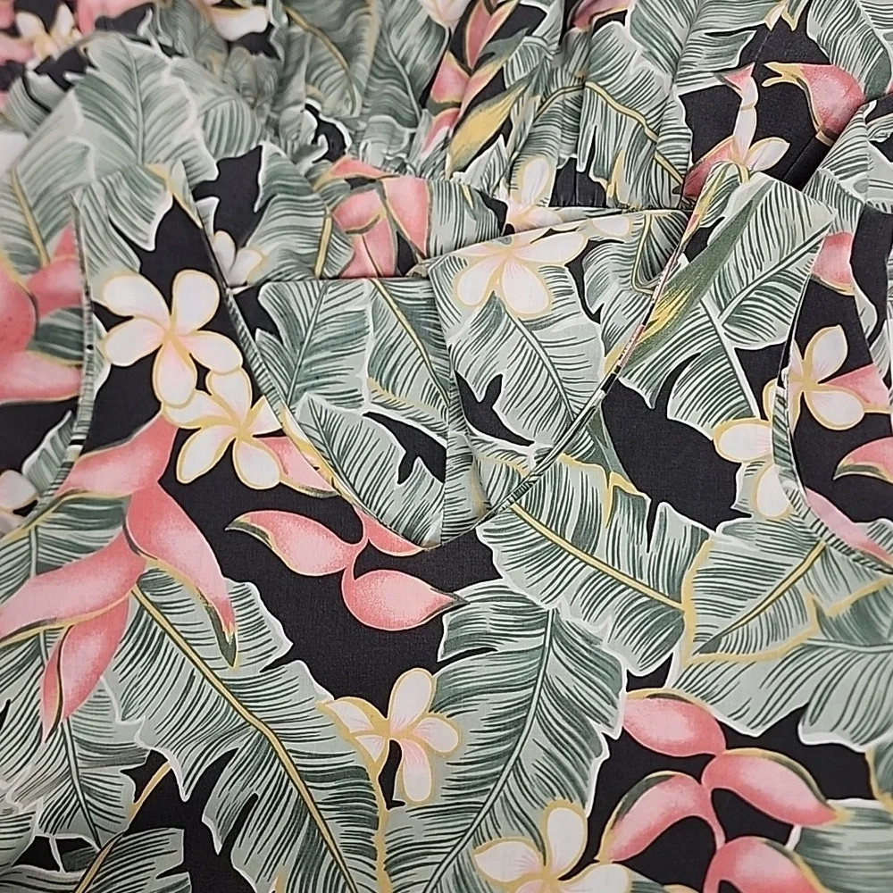 Hilo Hattie VINTAGE tropical floral sleeveless dress. Made In Hawaii. szM. Beach